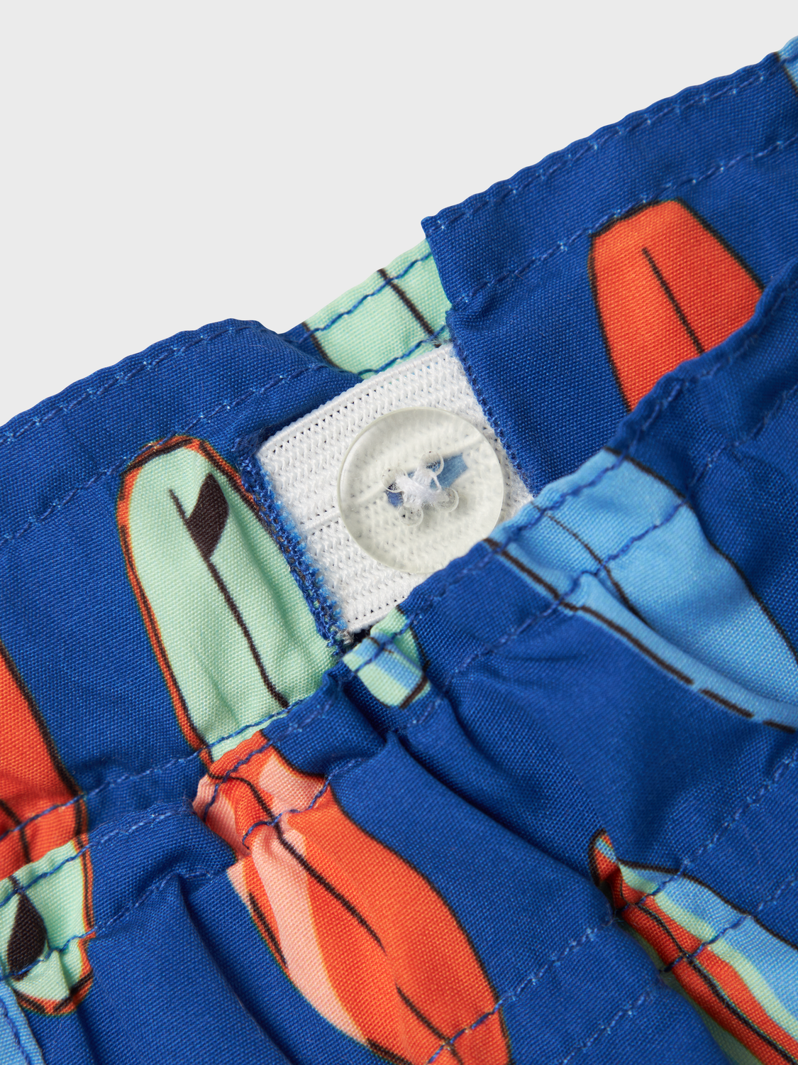 model_shot-front_full